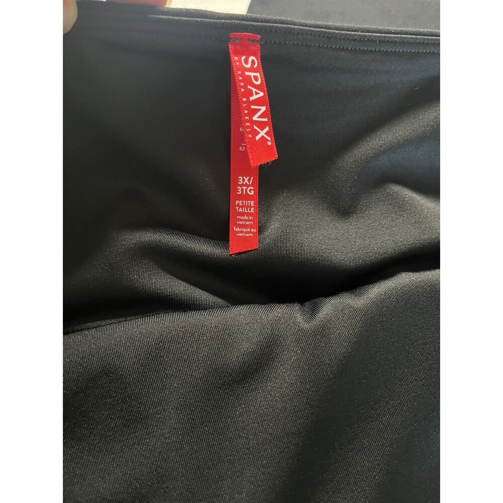 Spanx Black Ponte Hem Slit Leggings 3X Petite NWT‎ A369379 Slimming Power Waist - Picture 4 of 8